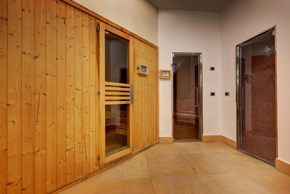 Best Western Plus Hotel Universo Image 11
