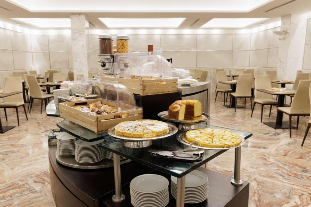 Best Western Plus Hotel Universo Image 24