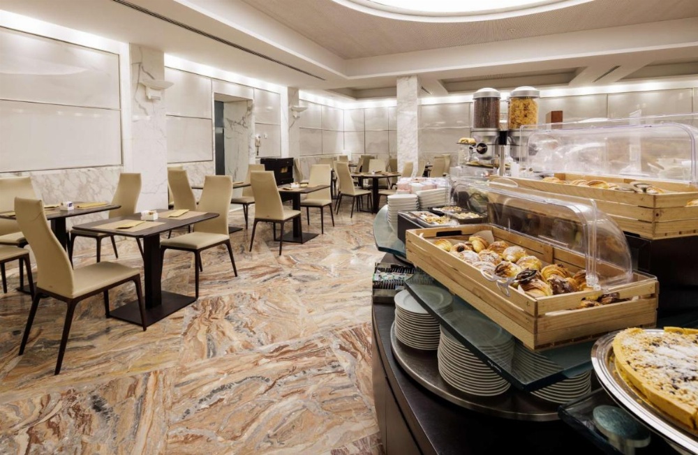 Best Western Plus Hotel Universo Image 29
